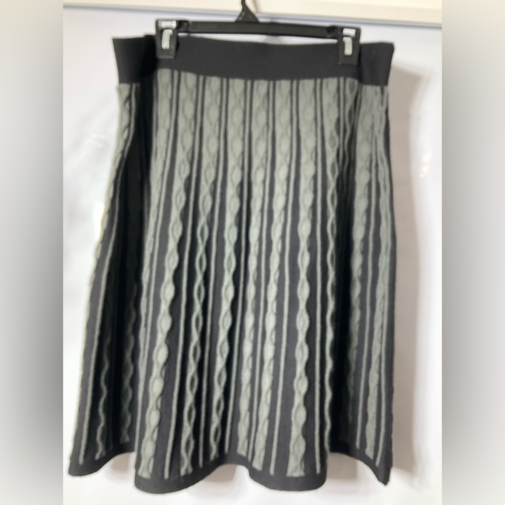 Plus Skirt - Striped Short